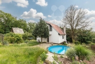 Prodej rekrea�n�ho objektu, Kali�t� (okres Praha-v�chod) - exkluzivn�