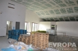 interi�r prostor s klenut� strop a p�irozen� sv�tlo