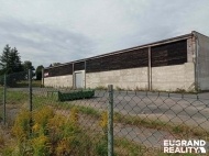 Pron�jem komer�n�ho objektu : Sklad, Kr�sn� L�pa (okres D���n)