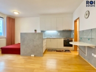 Pronájem bytu 1+kk, 37 m2, OV, Praha 4, Kunratice, ul. V Zeleném údolí