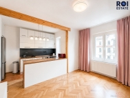 Pronájem bytu 2+kk, 44 m2, OV, Brno, Černá Pole (okres Brno-město), ul. Merhautova