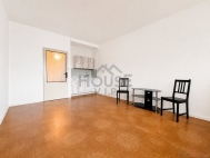 Prodej bytu 1+kk, 27 m2, OV, Praha 4, Michle, ul. Pod d�lnic�