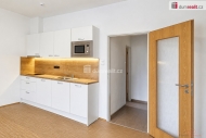 Pronájem bytu 1+kk, 30 m2, OV, Praha 8, Březiněves, ul. Na hlavní