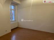 Pron�jem bytu 1+kk, 19 m2, OV, Praha 8, Kobylisy, ul. Zenklova