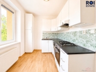 Pron�jem bytu 2+1, 80 m2, OV, Praha 9, Hloub�t�n, ul. Zelene�sk�