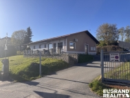 Prodej obchodn�ch prostor, Mikul�ovice (okres D���n)