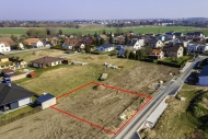 Prodej pozemku , určený k výstavbě RD, Sezemice, Počaply (okres Pardubice)