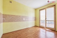 Prodej bytu 2+1, 71 m2, OV, Ostrov (okres Karlovy Vary), ul. Lidická