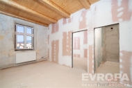 Prodej bytu 2+1, 52 m2, OV, Mlad� Buky (okres Trutnov)