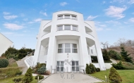 Pron�jem samostatn�ho RD, 839 m2, Praha 5, Sm�chov