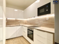 Pronájem bytu 2+kk, 63 m2, OV, Praha 9, Dolní Počernice, ul. Černodolská