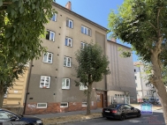 Prodej bytu 3+kk, 65 m2, OV, Plze�, Ji�n� P�edm�st� (okres Plze�-m�sto), ul. Anton�na Uxy