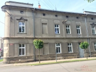 Pron�jem bytu 2+1, 0 m2, OV, Hronov (okres N�chod), ul. Havl��kova