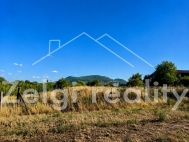 Prodej pozemku , ur�en� pro komer�n� v�stavbu, Strachot�n (okres B�eclav)