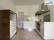 Pron�jem bytu 2+1, 60 m2, OV, Nov� Bor (okres �esk� L�pa), ul. Husova
