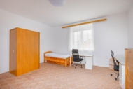 Pron�jem bytu atypick�, 20 m2, OV, Pardubice, Zelen� P�edm�st�, ul. �e�kova
