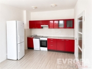 Pron�jem bytu 2+kk, 40 m2, OV, P�e�tice (okres Plze�-jih), ul. Jungmannova