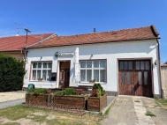 Prodej řadového RD, 400 m2, Rakvice (okres Břeclav)