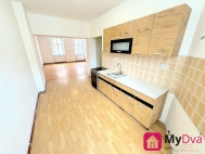 Pronájem bytu 2+1, 75 m2, OV, Znojmo, ul. Mariánské náměstí