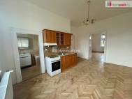 Pron�jem bytu 2+1, 84 m2, OV, Kol�n, Kol�n IV, ul. Kr�lovsk� cesta