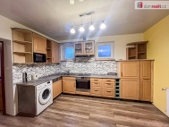 Prodej rohov�ho RD, 880 m2, �pice (okres Trutnov)