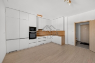 Prodej bytu 3+kk, 75 m2, OV, Kladno, ul. V��ova