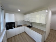 Prodej bytu 2+1, 57 m2, DV, Orlov�, Lutyn� (okres Karvin�), ul. Vnit�n� - exkluzivn�