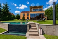 Prodej samostatného RD, 347 m2, Vranov (okres Benešov) - exkluzivně