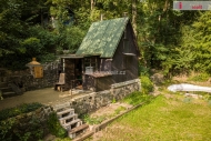 Prodej rekrea�n�ho objektu, Zlon�ice (okres M�ln�k)
