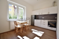 Pronájem bytu 2+kk, 34 m2, OV, Praha 4, Michle, ul. Vnější