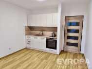 Pron�jem bytu 1+kk, 0 m2, OV, �elechovice nad D�evnic� (okres Zl�n), ul. Dru�stevn�k�