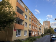 Prodej bytu 3+1, 67 m2, OV, Karlovy Vary, Stará Role, ul. Okružní - exkluzivně