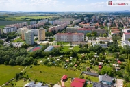 Pron�jem obchodn�ch prostor, Neratovice (okres M�ln�k)