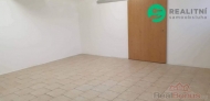 Prodej komer�n�ho objektu : Administrativn� b., Krnov (okres Brunt�l)
