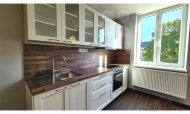 Pron�jem bytu 2+kk, 52 m2, DV, P�erov, P�erov I-M�sto, ul. n�m. Svobody