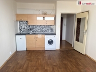 Pron�jem bytu 1+kk, 25 m2, OV, B�eclav, ul. J. Palacha