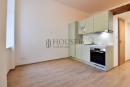 Pronájem bytu 1+kk, 35 m2, OV, Praha 2, Nové Město, ul. Sokolská