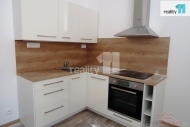 Pronájem bytu 1+kk, 32 m2, DV, Praha 5, Hlubočepy, ul. Werichova