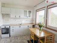 Prodej bytu 3+1, 63 m2, OV, Mikulovice (okres Jesen�k), ul. N�b�e�n�