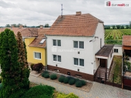 Prodej řadového RD, 180 m2, Tvrdonice (okres Břeclav)