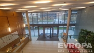 Pron�jem kancel���, Praha 7