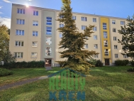 Prodej bytu 1+1, 36 m2, OV, Praha 10, Stra�nice, ul. Host�nsk�