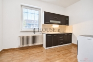 Pron�jem bytu 2+kk, 50 m2, OV, Praha 9, Hostavice, ul. �eskobrodsk�