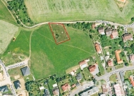 Prodej pozemku , určený k výstavbě RD, Sedlčany (okres Příbram)