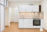 Pron�jem bytu 1+kk, 0 m2, DV, Neratovice (okres M�ln�k), ul. Masarykova