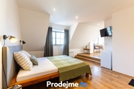 Prodej bytu 1+kk, 32 m2, OV, Znojmo, ul. Mikulášské náměstí